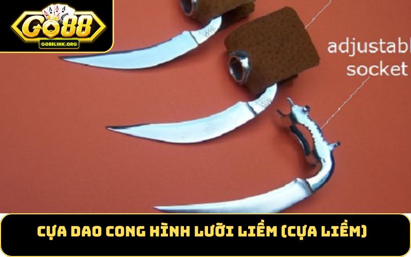 Cựa dao cong hình lưỡi liềm (cựa liềm)